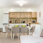 Myflat Wave Beach37 דירה